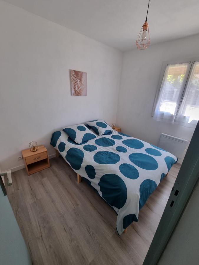 Location Vacances T4 Bas De Villa Toulon Exterior photo