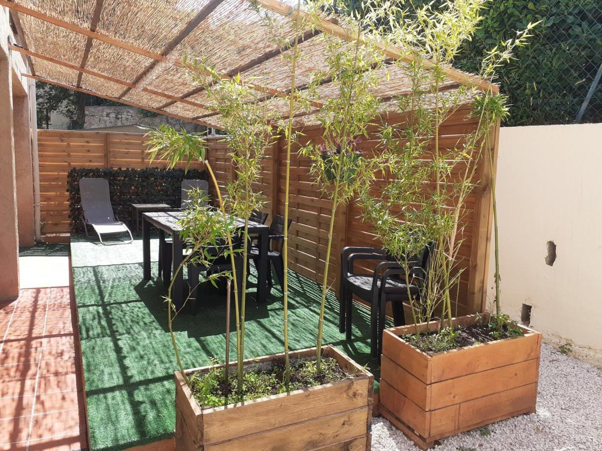 Location Vacances T4 Bas De Villa Toulon Exterior photo